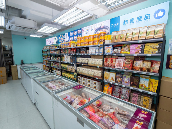 「蟲草大王」人民超市結業清貨減價3折起 蕭若元賣盤約2年