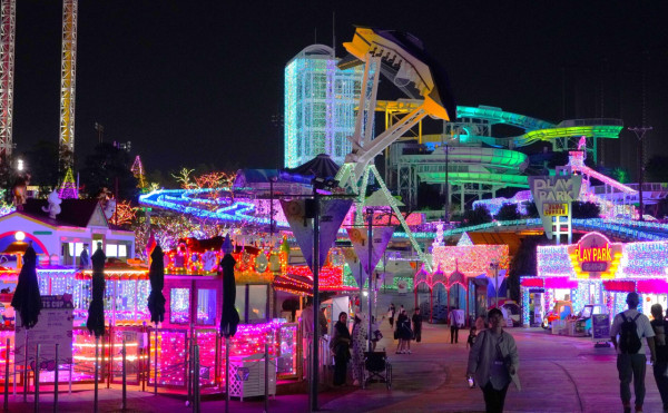 東京讀賣樂園舉辦夜櫻彩燈活動 180米長櫻花大道/期間限定燈光表演