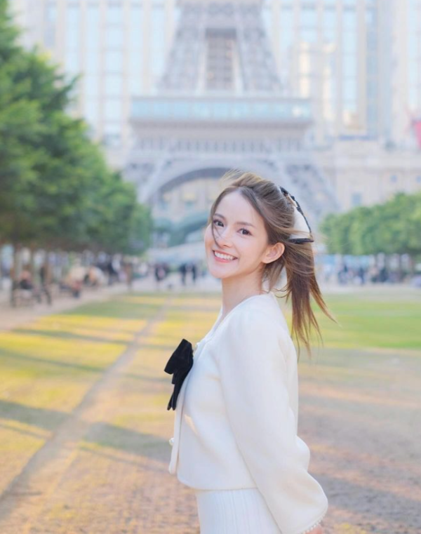 正義女神｜30歲新晉小花陳若思「虐貓」演技驚艷！背景大起底理財策劃轉行選港姐