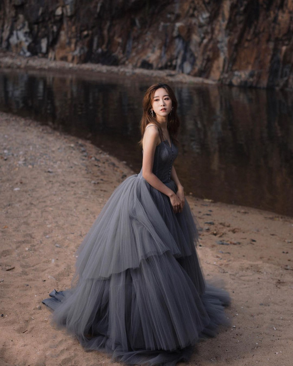 28歲星二代性感泳裝現身澳門！身材禾稈冚珍珠 網民激讚美貌不輸港姐媽咪 