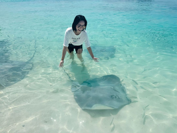 黃心穎訪日本京都生仔聖地 肚凸凸疑似有喜? 