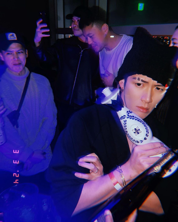 柯震東遊日豪買Hermes袋 碌爆信用卡向網民求救 