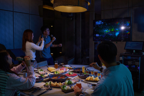 旺角火鍋專門店canton pot推出唱K火鍋體驗     酸菜魚／麻辣鴨血／海鮮／牛魔皇