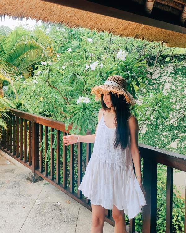 57歲美魔女峇里島旅行曬火辣泳裝  網友焦點竟然唔係身材而係呢樣？ 