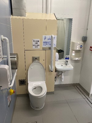 內地客教去香港公廁免費沖涼 大讚呢樣設備！港人：大驚小怪