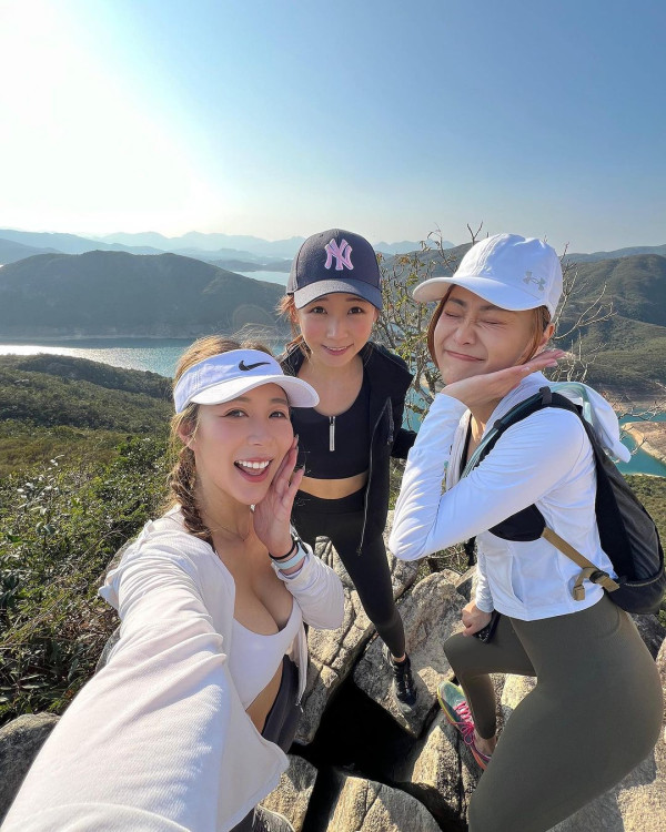 陳婉衡日本雪地曬事業線  逼爆上圍提高冬日熱度 