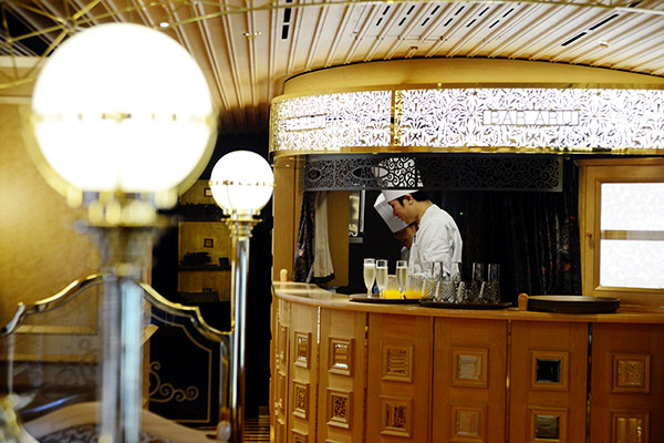 JR九州美食豪華觀光列車!復古明治風車廂料理