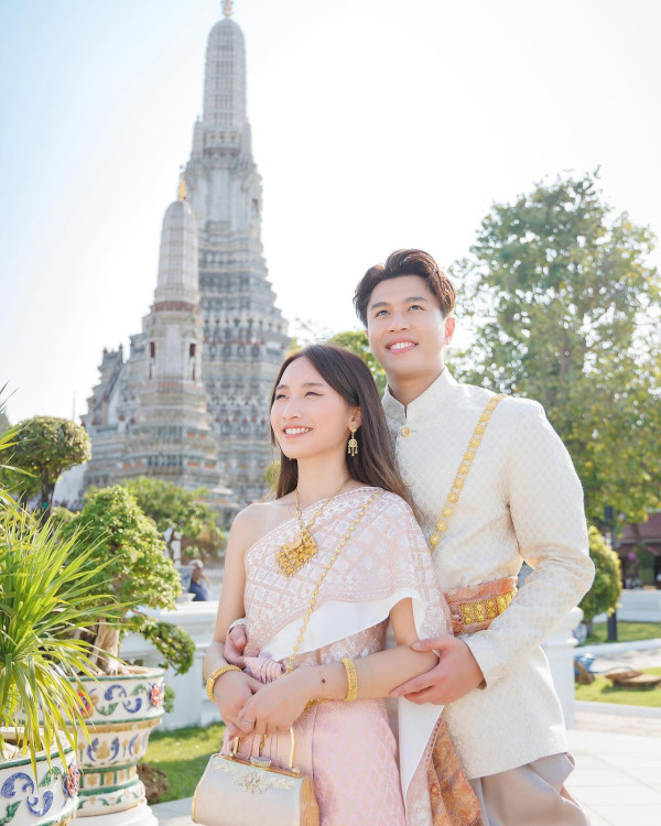 Instagram @ SENSE OF THAI 🇹🇭 เช่าชุดไทย