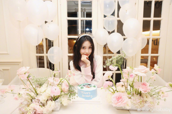 Angelababy剛出道日本和服寫真翻紅！獲封「顏值巔峰期」 