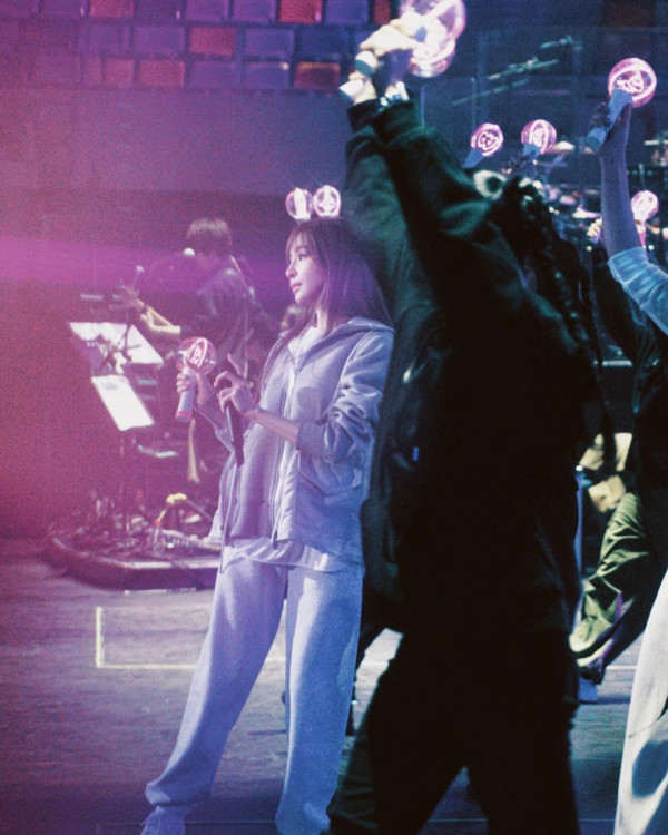 41歲王心凌內地開騷 性感跳啦啦舞  活力十足被讚逆齡 