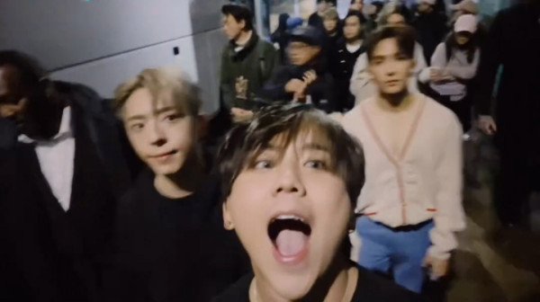 MIRROR巡迴演唱會2萬人逼爆英國站完場慶功!姜濤AL街頭狂奔難掩興奮 MIRROR巡迴演唱會2萬人逼爆英國站完場慶功!姜濤AL街頭狂奔難掩興奮