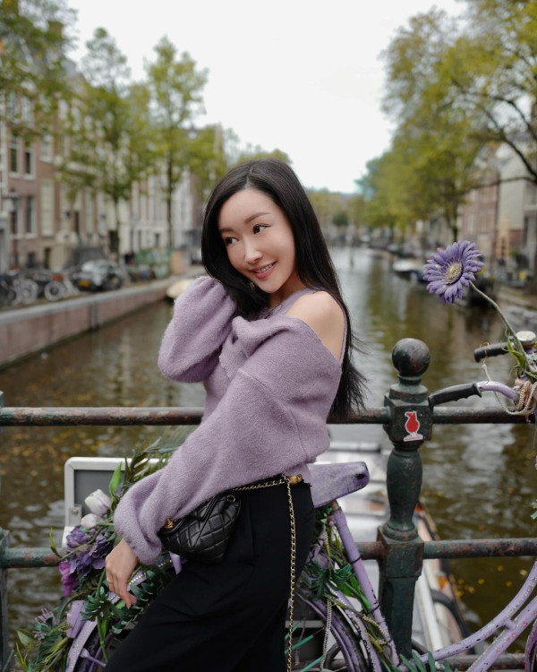 前華姐泰國性感當馴獸師 零距離親親野生動物/與老虎漫步森林