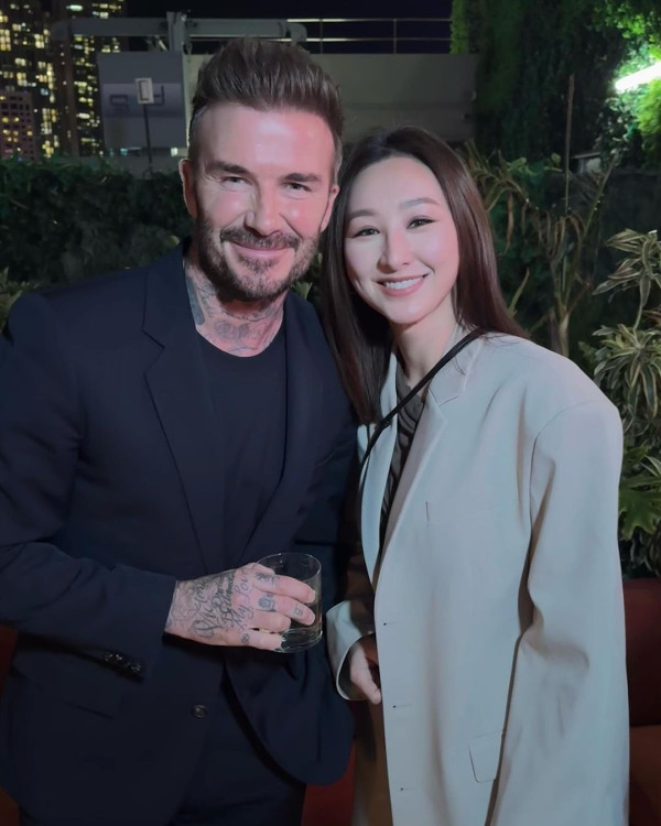 野生捕獲容祖兒Twins檳城旅遊 驚爆TVB性感女神一同隨行!網民:佢地竟然係朋友?