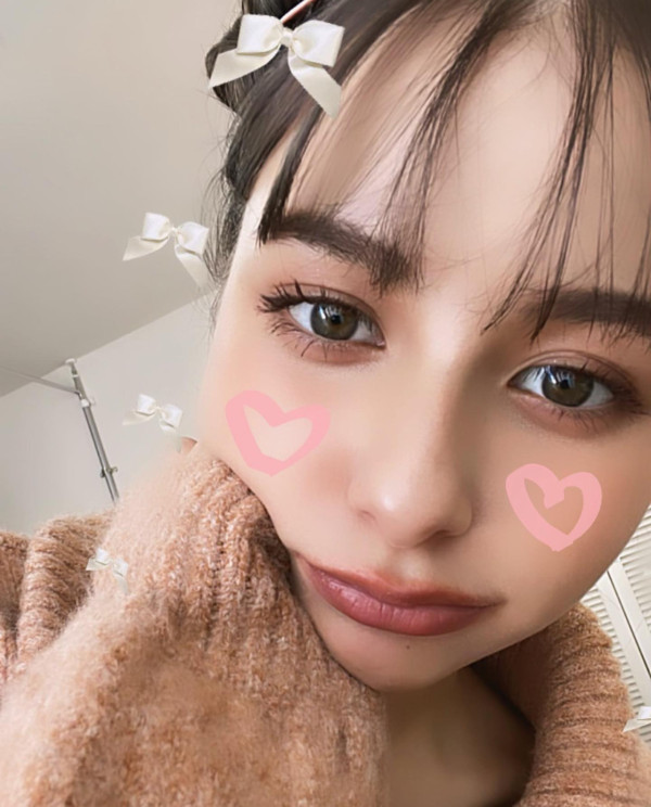 五國混血女孩轉眼19歲！獲封日本國寶級美貌！ 