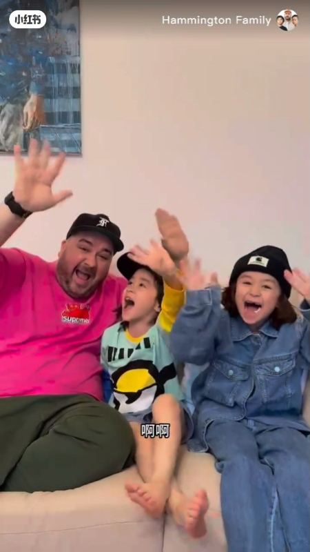 William、Bentley兄弟進駐小紅書!7歲大留長髮轉變極大!