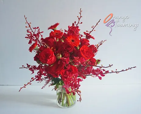 Red Orchid & Gebera Daisy Bridal Bouquet 結婚花球 HK$1,380
