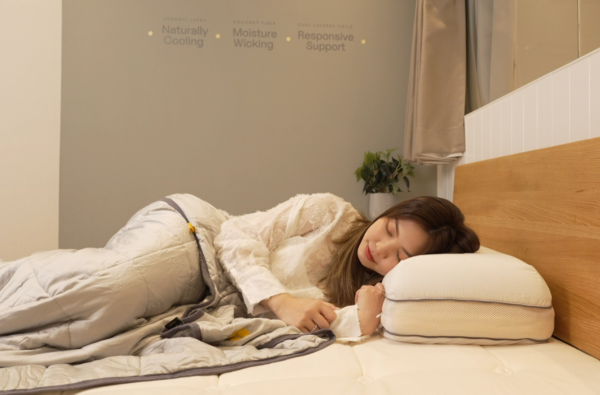 家居達人｜睡眠排毒天然健康 重力被助放鬆、側睡最有效