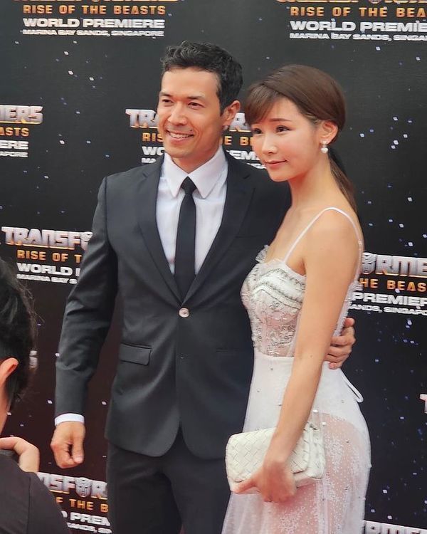 麥大力遊澳門一景點打卡自嘲 年初曾跌斷股骨 感激女友簡淑兒停工照顧