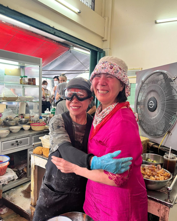 曼谷必吃美食推介|1. Jay Fai - 米芝蓮必比登推介街頭熱炒店(圖片來源:Instagram@jayfaibangkok) 曼谷必吃美食推介|1. Jay Fai - 米芝蓮必比登推介街頭熱炒店(圖片來源:Instagram@jayfaibangkok)