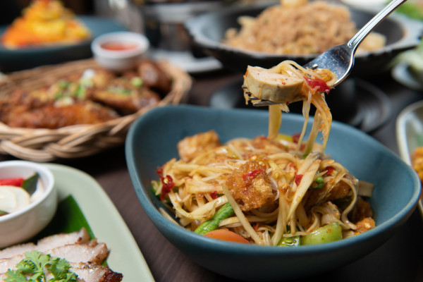 曼谷必吃美食推介｜5. Somtam Nua - Siam Square 平價地道餐廳（圖片來源﹕Facebook@Somtam Nua）