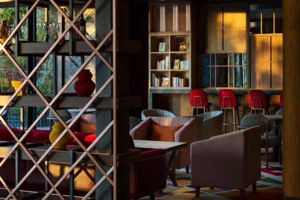 東京住宿｜星野集團新酒店 「OMO5東京五反田」 JR五反田站6分鐘步程/附近逾1,300間食肆(附房價/設施/特色一覽) 