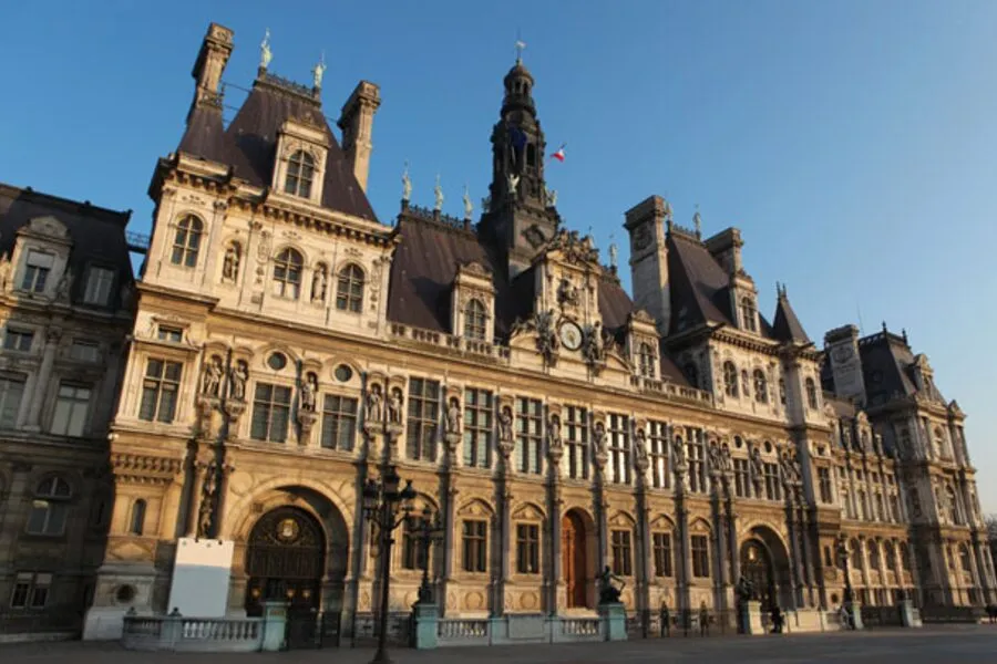 巴黎市政廳（圖片來源：PARIS JE T'AIME - TOURIST OFFICE）