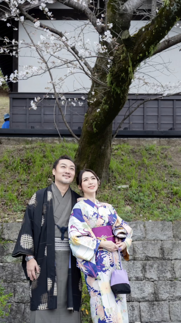 孫慧雪帶外傭同遊京都影全家福 工人姐姐意外成焦點被讚靚女 