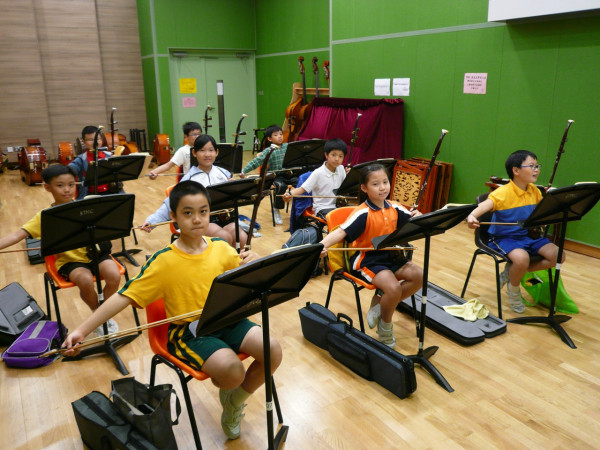 音樂事務處「器樂訓練計劃」現正招生！一年$4,048起 學習中西樂器