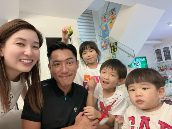 張頴康凌晨突然宣布離巢TVB「再見了」 親謝劉德華栽培！10年前奪男飛躍後勁不繼