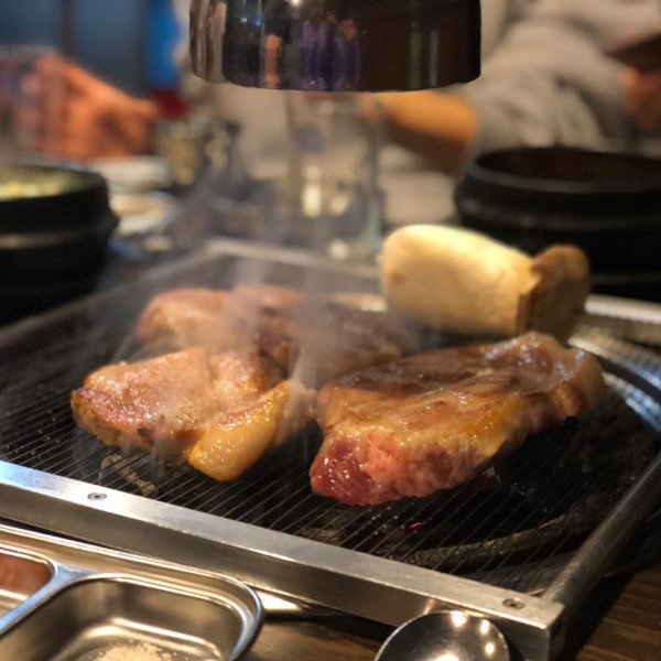 首爾站厚肉（圖片來源：IG@dootoom）