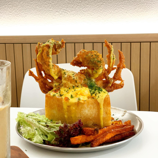 「E FOR EGG」爆餡滑蛋盒子吐司