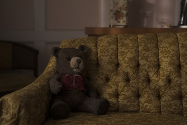 《熊出歿》泰迪熊​Chauncey係「假想朋友」？  眼仔不對稱耳仔有毛病：事情不單純