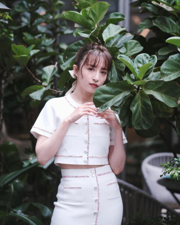 TVB花旦加拿大登台獻唱 零修音網民大讚歌喉超驚喜