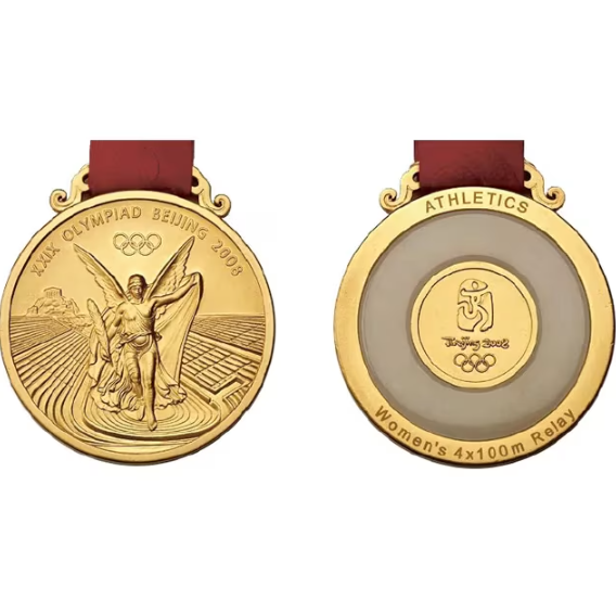 2008年的北京奧運就在獎牌背面鑲嵌了一塊玉。（圖片來源：IOC）