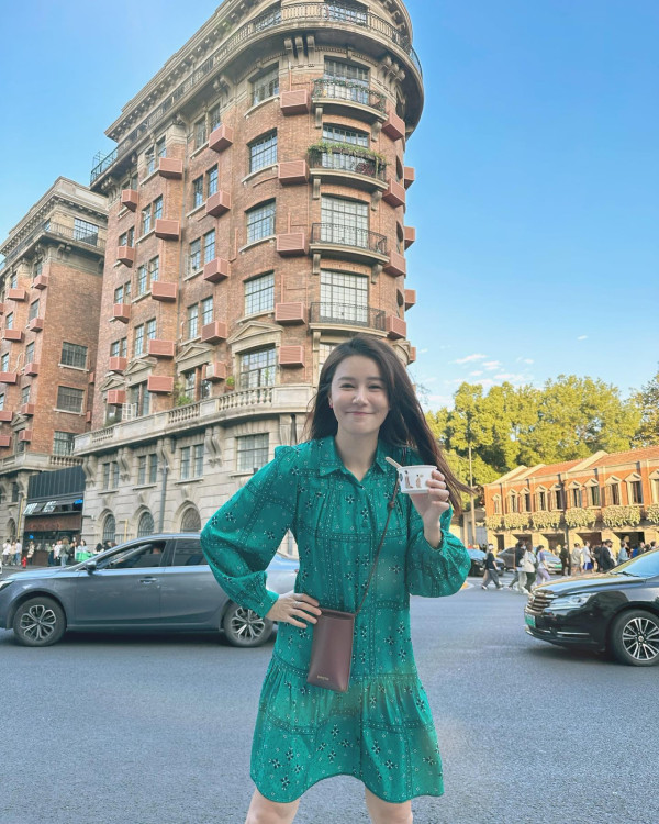 百億新抱吳千語生圖曝光！真實頭身比例驚人！ 