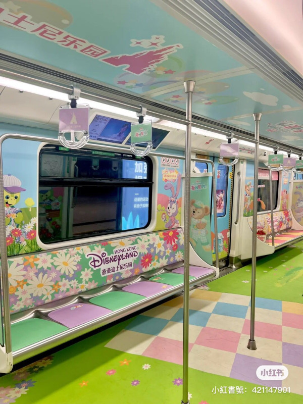 深圳地鐵迪士尼主題列車  LinaBell座位/Duffy春日限定造型 