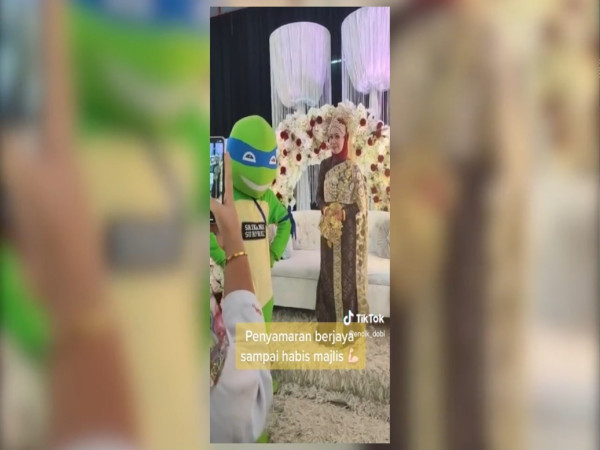 謎之忍者龜擅闖婚禮 除下頭套揭8年悲傷愛情故事！ 