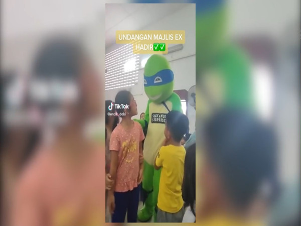 謎之忍者龜擅闖婚禮 除下頭套揭8年悲傷愛情故事！ 