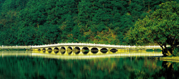 十一孔橋（圖片來源：仙湖植物園）