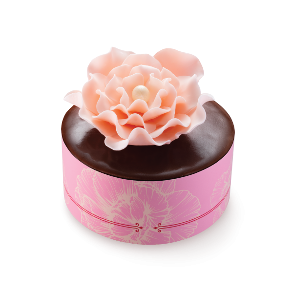 聖安娜推出花漾愛意母親節蛋糕   小雛菊花束／皇冠草莓慕絲／紅心寶盒蛋糕／會員85折！