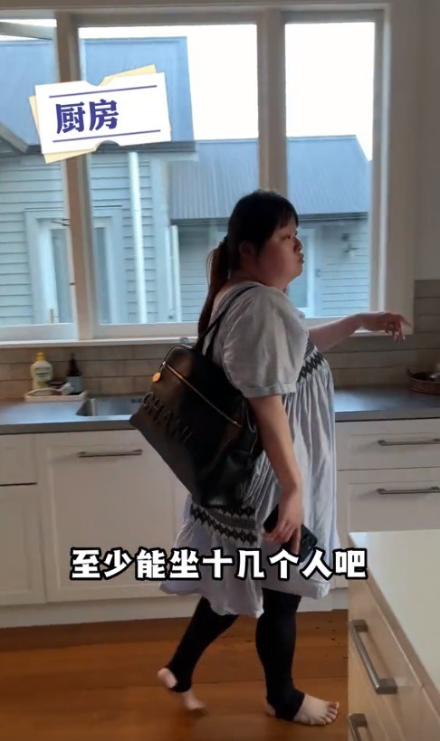 細細粒狂曬美食相自言食極唔肥 遊澳洲瘋狂打卡 公開最新磅數 