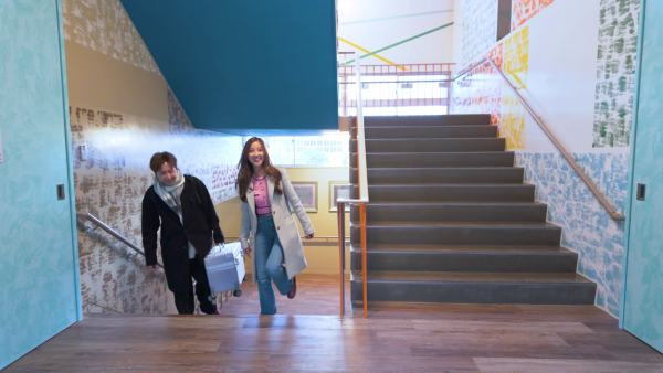 怪宿宿|TVB小花三點式泳衣福利逐格睇!豪住遊艇酒店︰港姐感覺返晒嚟