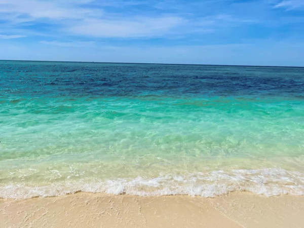 聲夢小花遊亞庇享受陽光與海灘 玩ATV越野車自動「補妝」成臉灰 