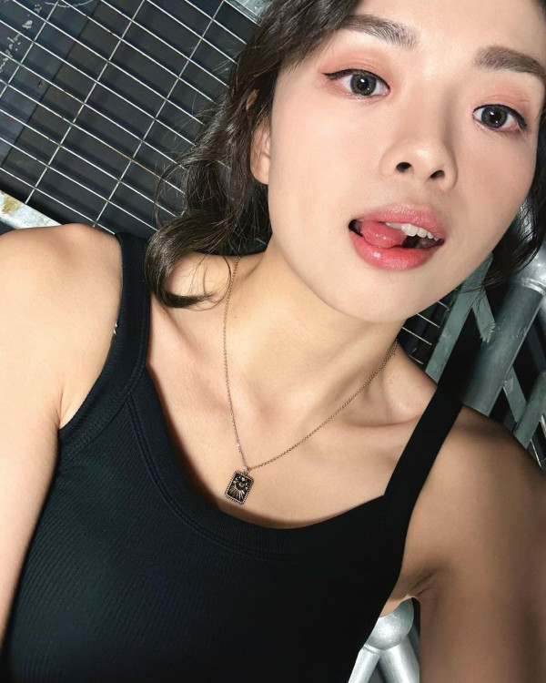 聲夢小花遊亞庇享受陽光與海灘 玩ATV越野車自動「補妝」成臉灰 