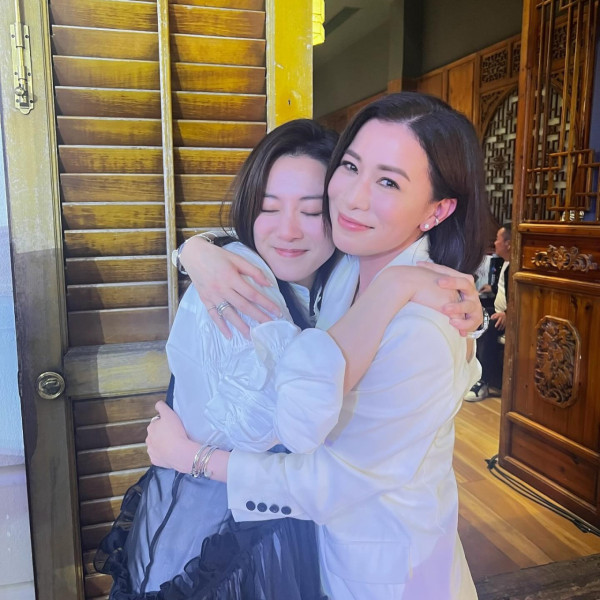 佘詩曼遊泰國罕曬比堅尼透視裝！49歲身材fit爆 網民激讚「世一美魔女」 