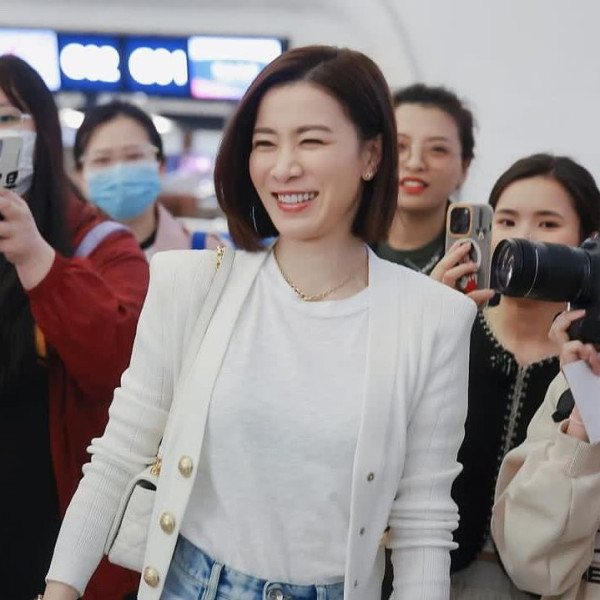 佘詩曼遊泰國罕曬比堅尼透視裝！49歲身材fit爆 網民激讚「世一美魔女」 