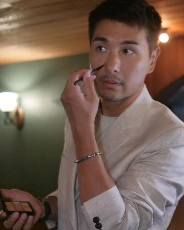 陳展鵬「轉行」揸泰國Tuk Tuk車？ 曼谷司機撞樣TVB視帝 網友：真係好似 