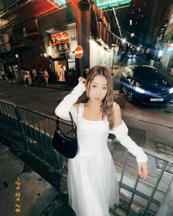 前TVB小花泳裝上陣大曬驕人上圍 再訪台灣又中5千消費金 教一招易中獎