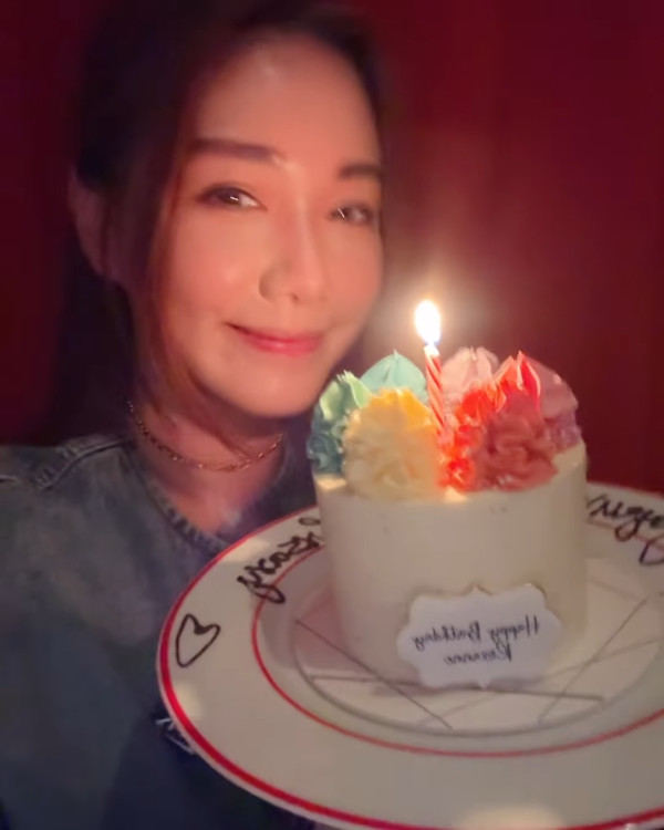 TVB視帝馬國明被內地網友巧遇親民合照 搭高鐵坐二等座獲讚貼地