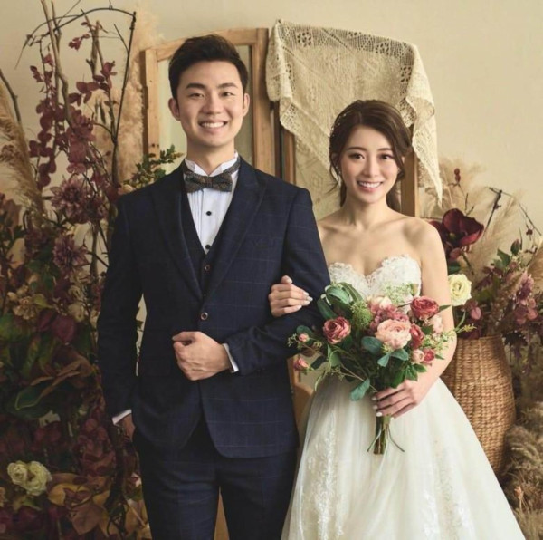 馮盈盈醫生舊愛鍾文浩近況曝光！榮升老闆開設專科診所 人緣極好呢位港姐冠軍激罕撐場